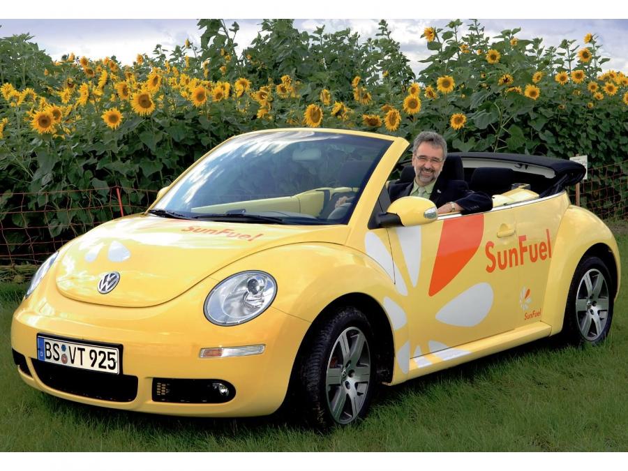  Volkswagen New Beetle Cabriolet Sunfuel Concept 2006 года  (фото 7 из 14)